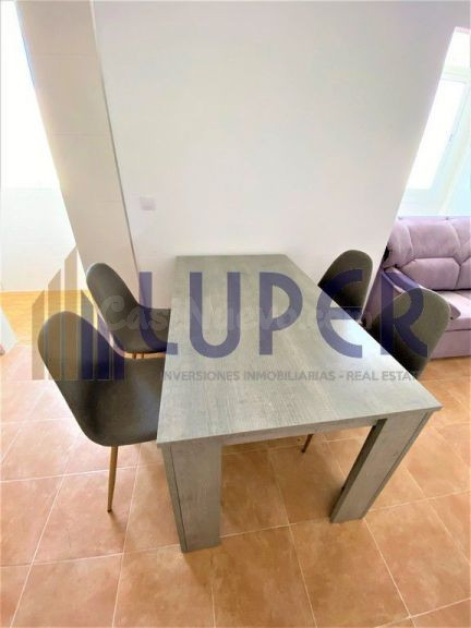 SE ALQUILA habitación PARA SEGUNDO CUATRIMESTRE 2027 - foto 2