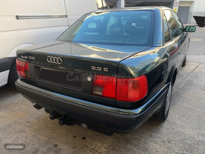 Audi 100 - foto 4