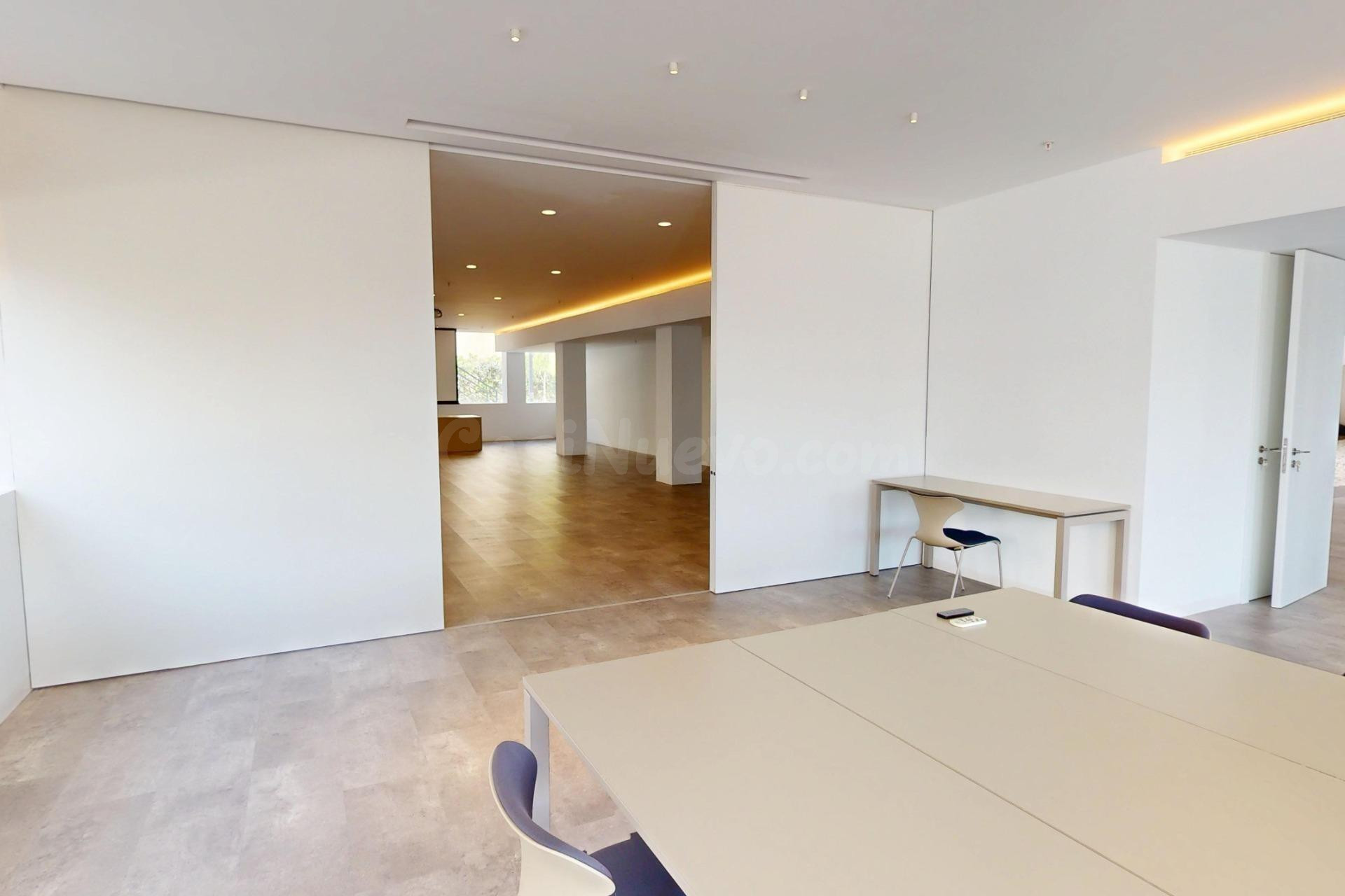 ALQUILER DE OFICINAS MODERNAS Y EXCLUSIVAS EN POLÍGONO SECTO - foto 4