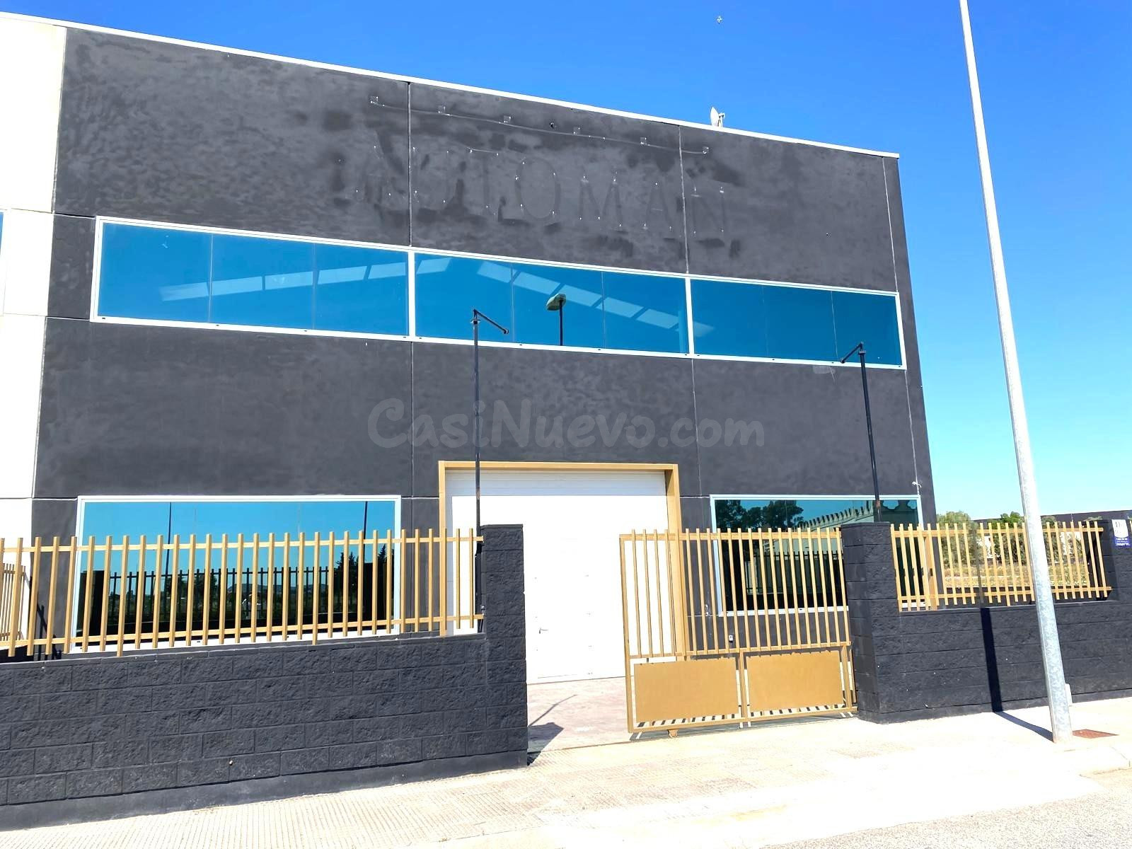 Nave o local comercial