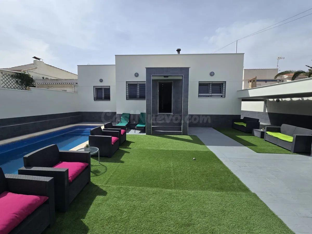 Villa de lujo con piscina privada | Los Balcones – Torreviej - foto 5
