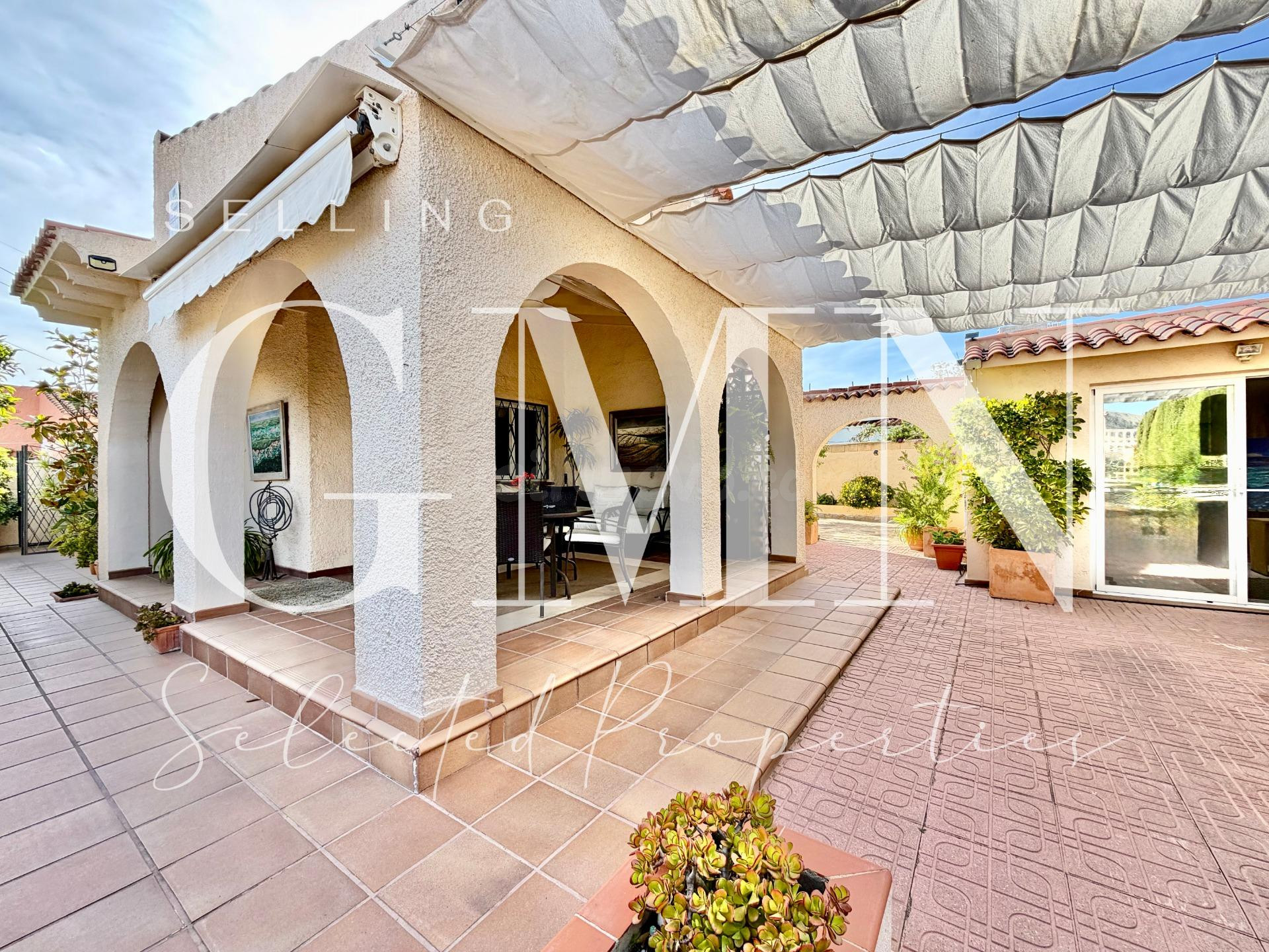 PRECIOSO Y ACOGEDOR CHALET EN EL ALBIR