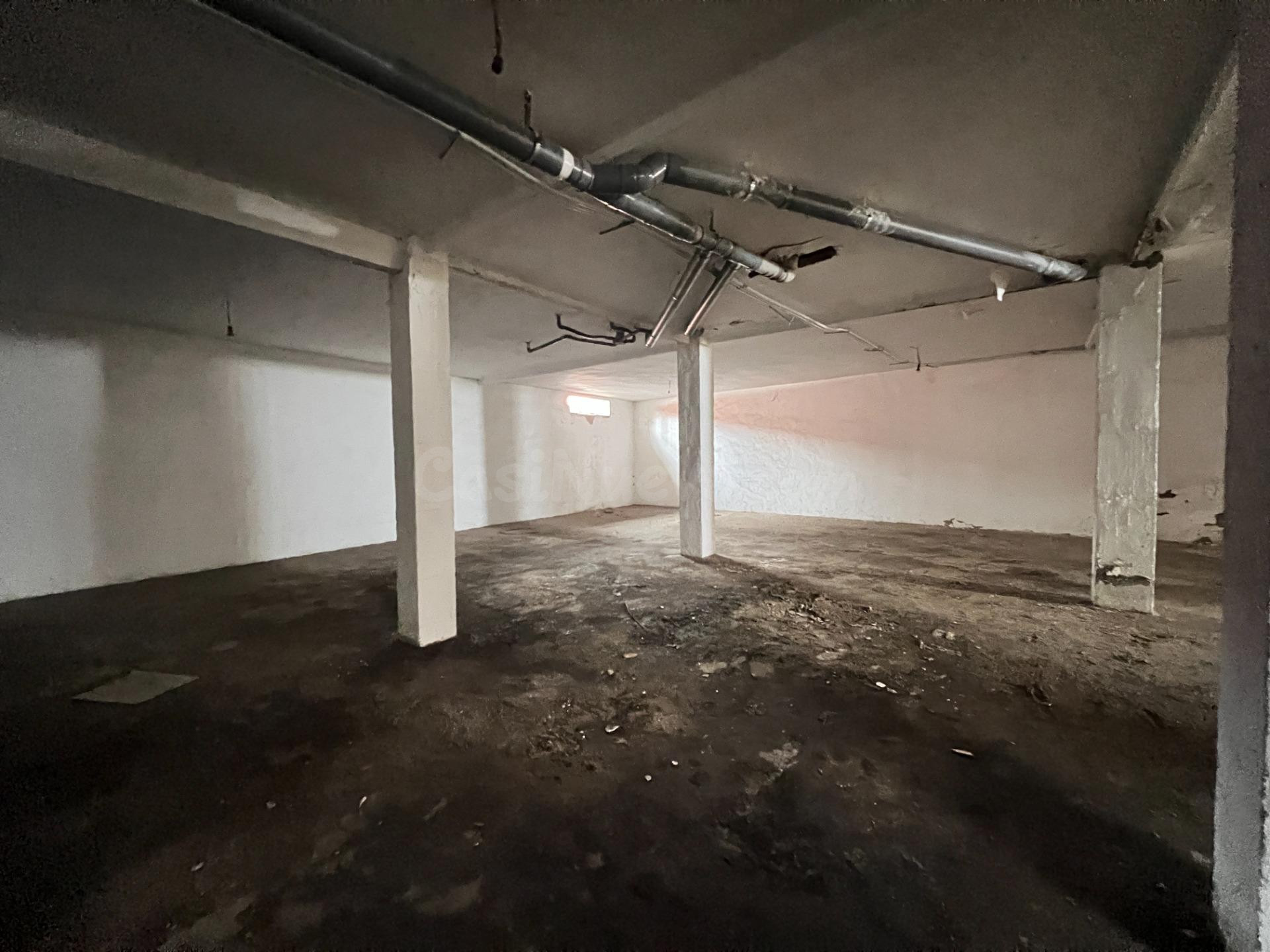 Amplio Local Comercial en Ollerías, Córdoba - Ideal para Inv - foto 2