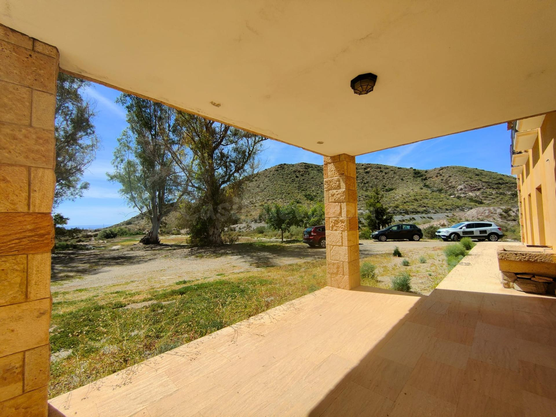 Finca rústica excepcional con cortijo tradicional y gran potencial de desarrollo a pocos minutos del mar en El Garrobillo (Águilas) - foto 4
