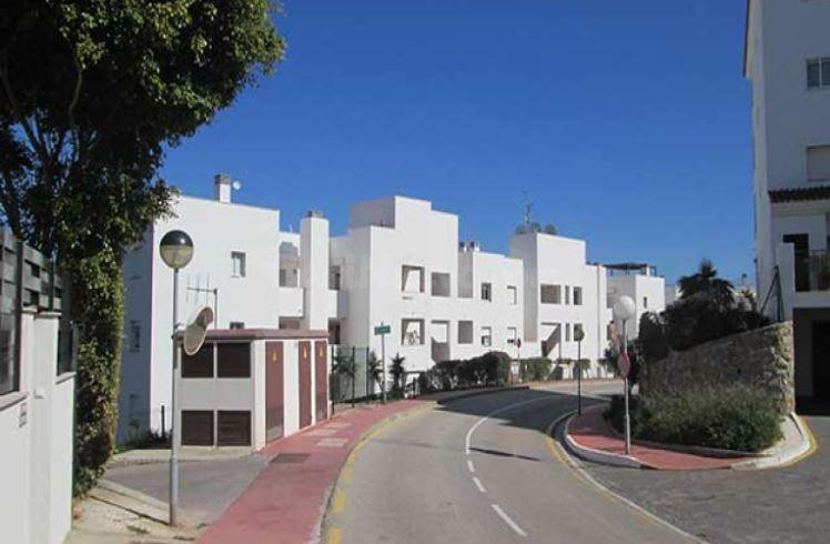 SE VENDE piso OKUPA en C CL S.BALLESTEROS DE RIVIERA,7 Mijas - foto 3