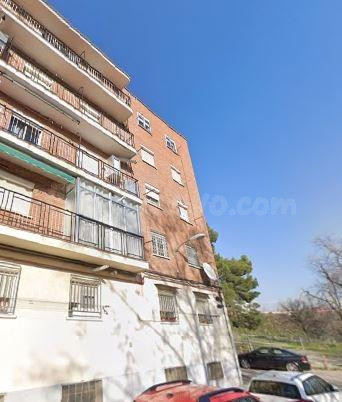 SE VENDE piso OKUPA en C Estroncio 17 de Madrid - foto 3
