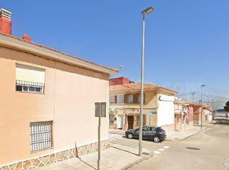 SE VENDE casa adosada OKUPA en C Sindicatos-Llano Del Beal 1 - foto 2