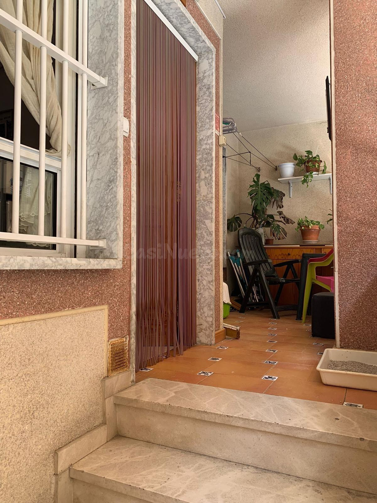 Apartamento en Torrevieja de 1 dormitorio y 1 baño - Parque  - foto 3