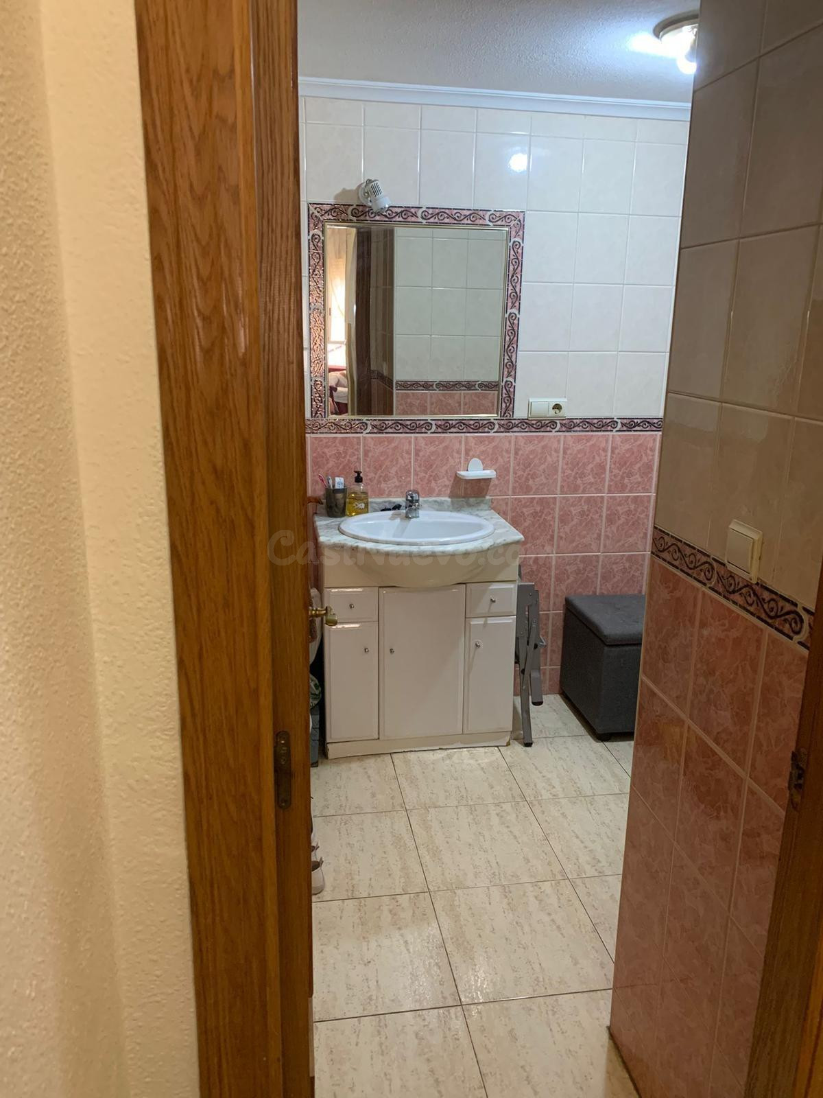 Apartamento en Torrevieja de 1 dormitorio y 1 baño - Parque  - foto 5