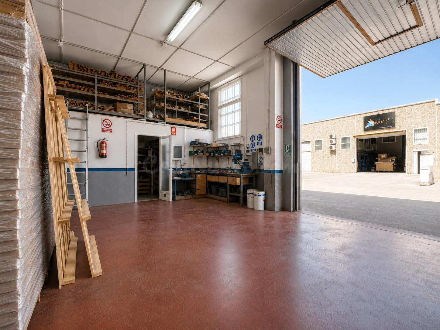 NAVE INDUSTRIAL EN VENTA EN L’AMETLLA DEL VALLÈS - foto 2