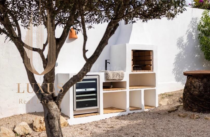 Villa de ensueño con vistas al Montgó: lujo, luz y privacida - foto 3