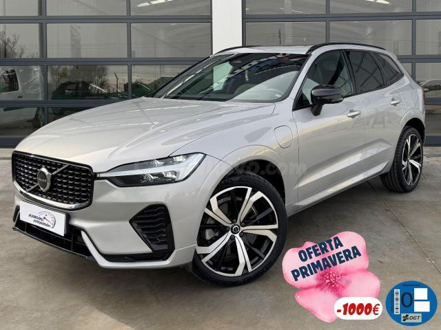 VOLVO XC60 2.0 T6 AWD Recharge R-Design Auto