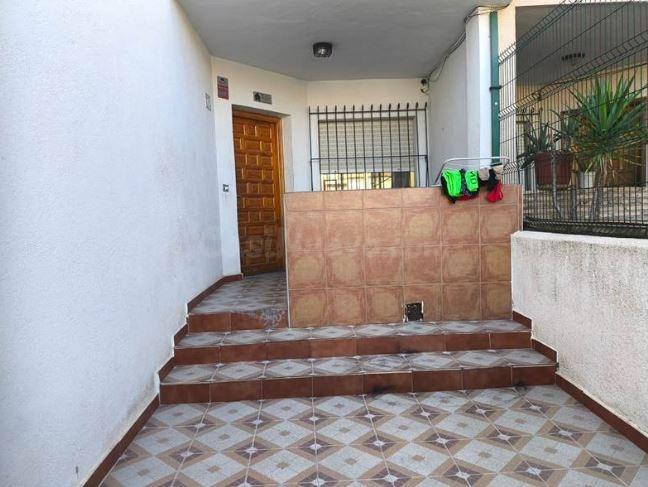 SE VENDE casa adosada OKUPA en C Rio Nalón 14 de Torre-Pach - foto 3