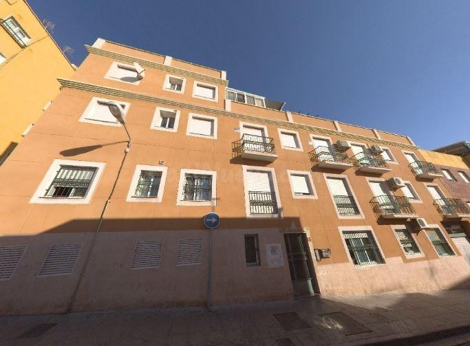SE VENDE piso OKUPA en C ROSARIO 24 de Almería - foto 2