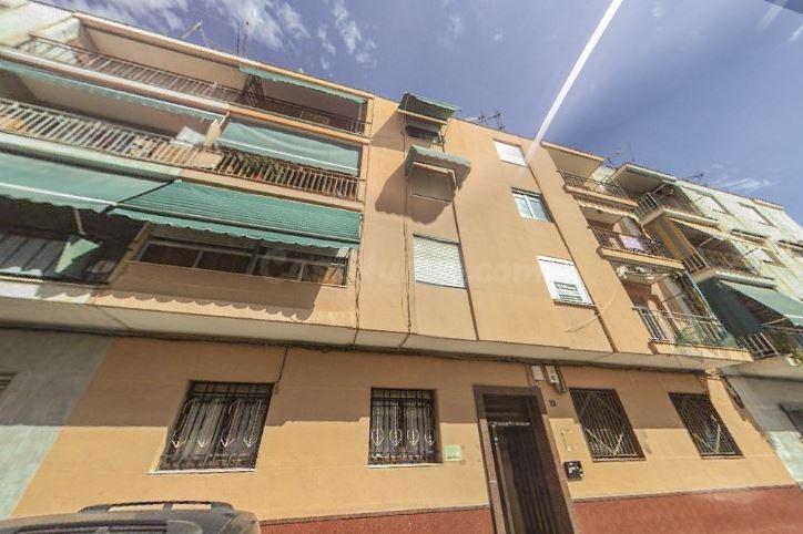 SE VENDE piso OKUPA en C TIRANT LO BLANC 4 de Novelda - foto 4