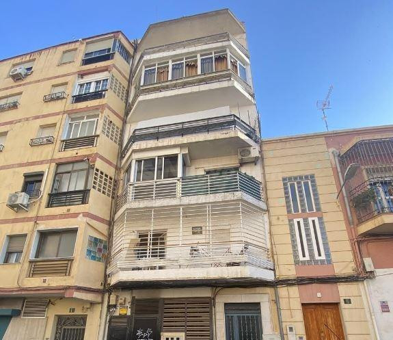 SE VENDE piso OKUPA en C HUMILLADERO 3 de Almería - foto 3