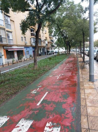 SE VENDE piso OKUPA en C Avenida De Bellavista de Sevilla - foto 3