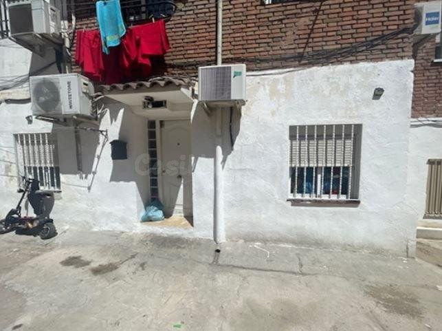 SE VENDE local comercial OKUPA en C CONCEPCION DE LA OLIVA 1 - foto 2