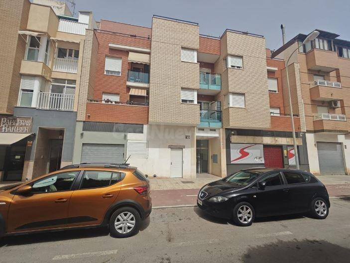 SE VENDE piso OKUPA en C Venezuela de Ejido (El) - foto 3