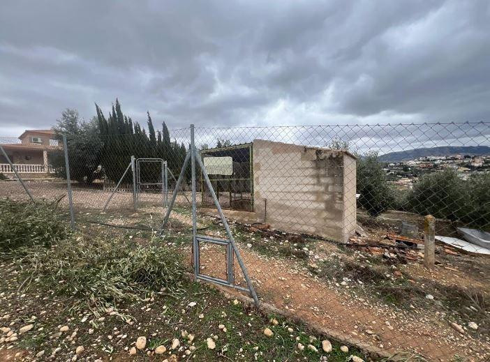 SE VENDE casa OKUPA en C Cerro Molina de Jaén - foto 4