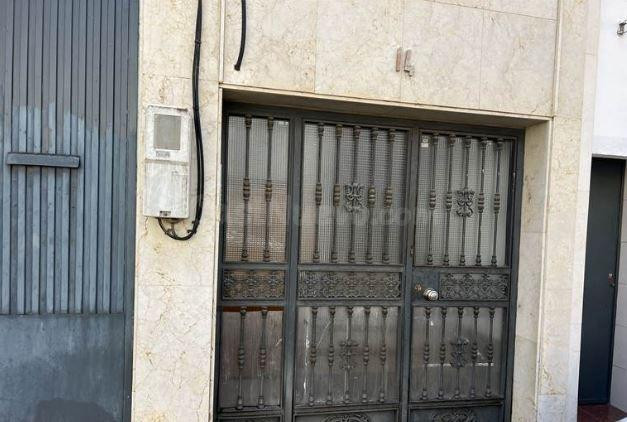 SE VENDE piso OKUPA en C Tharsis de Huelva - foto 2
