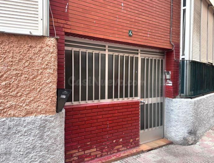 SE VENDE piso OKUPA en C Sierra Guadalupe 4 de Algeciras - foto 3