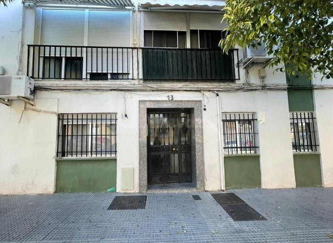 SE VENDE piso OKUPA en C Legion EspaÑ±ola 13 de Huelva - foto 4