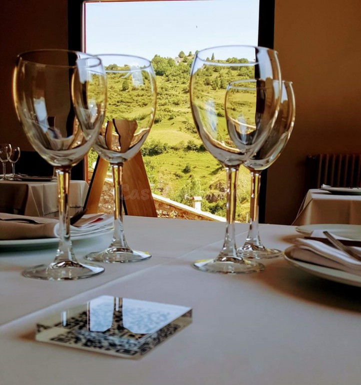 Hotel en Venta en Montenegro De Cameros Soria - foto 4