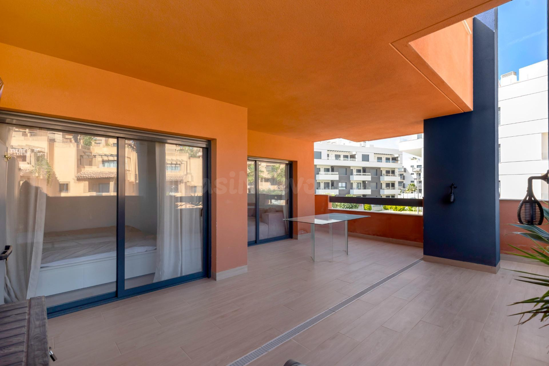 Exclusiva vivienda en segunda planta con terraza de 35 m2 –  - foto 2