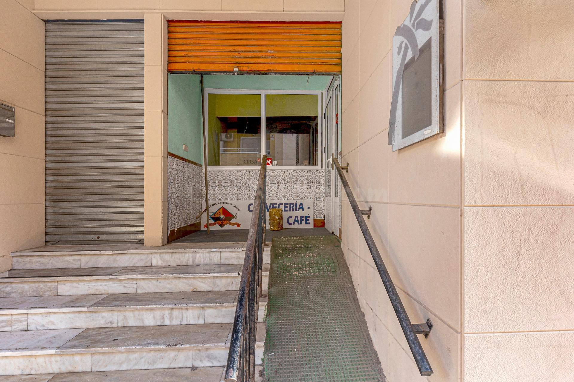 Local en Playa del Cura – Gran Oportunidad de Inversión en T - foto 2