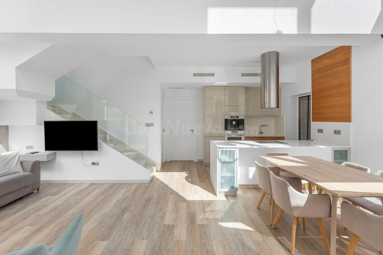 Oportunidad Villa Obra Nueva en Pueblo Bravo - foto 3