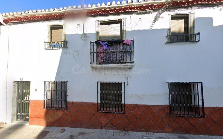 SE VENDE piso OKUPA en C Calle Antonio Machado 5 de Granada - foto 4