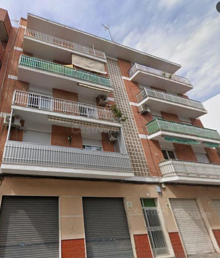 SE VENDE piso OKUPA en C Menendez Pidal 1 de Almoradí - foto 4