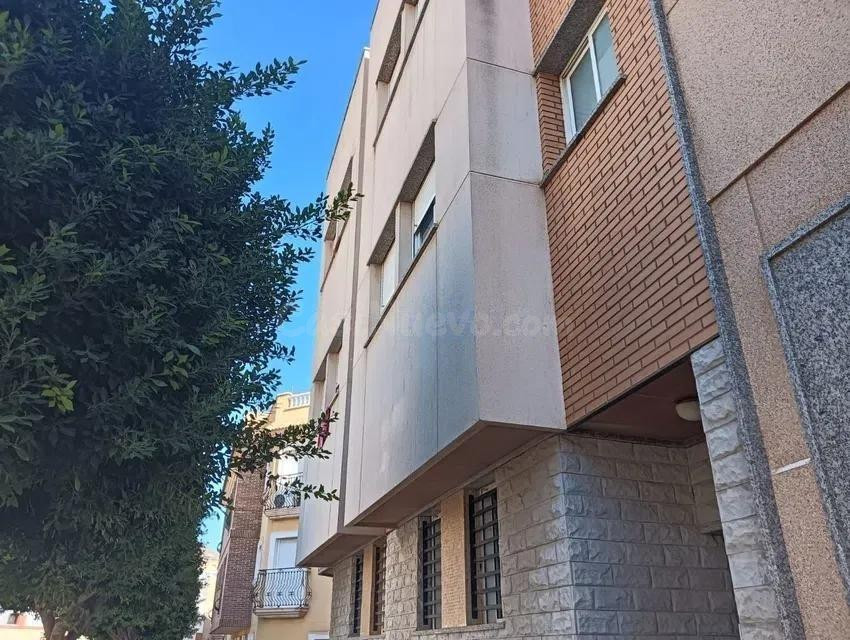 SE VENDE ático OKUPADO en Calle Juan De La Cosa Nº 11 Ejido  - foto 2