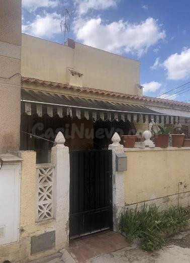 SE VENDE casa OKUPA en C Marina-Josefina 1816 de San Fulgen - foto 3