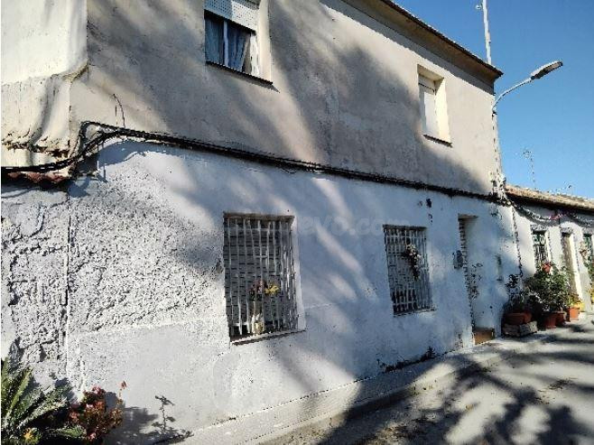 SE VENDE piso OKUPA en C Sol Naciente 14 de Almoradí - foto 3