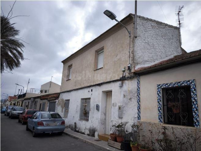 SE VENDE piso OKUPA en C Sol Naciente 14 de Almoradí - foto 4