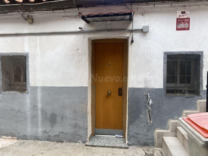 SE VENDE piso OKUPA en C Callejo 7 de Madrid - foto 4