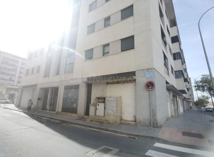 SE VENDE piso OKUPA en C Serenata 1 de Huelva - foto 4
