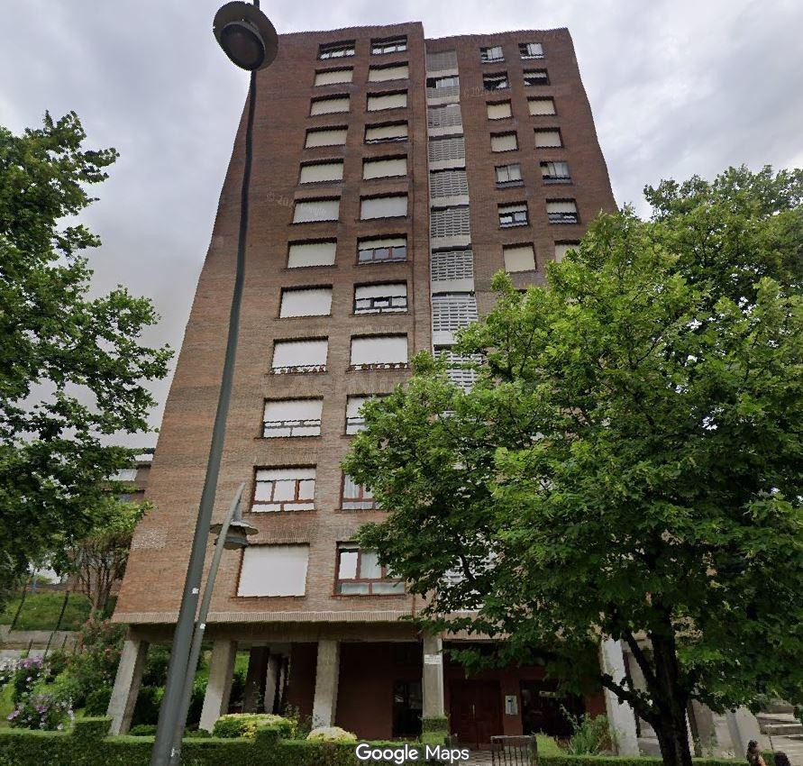 SE VENDE inmueble ALQUILADO en Bilbao