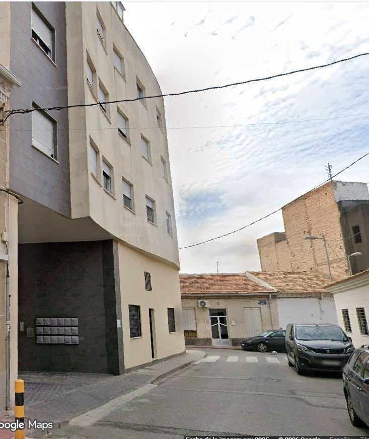 SE VENDE piso + garaje ALQUILADO en Murcia - foto 3