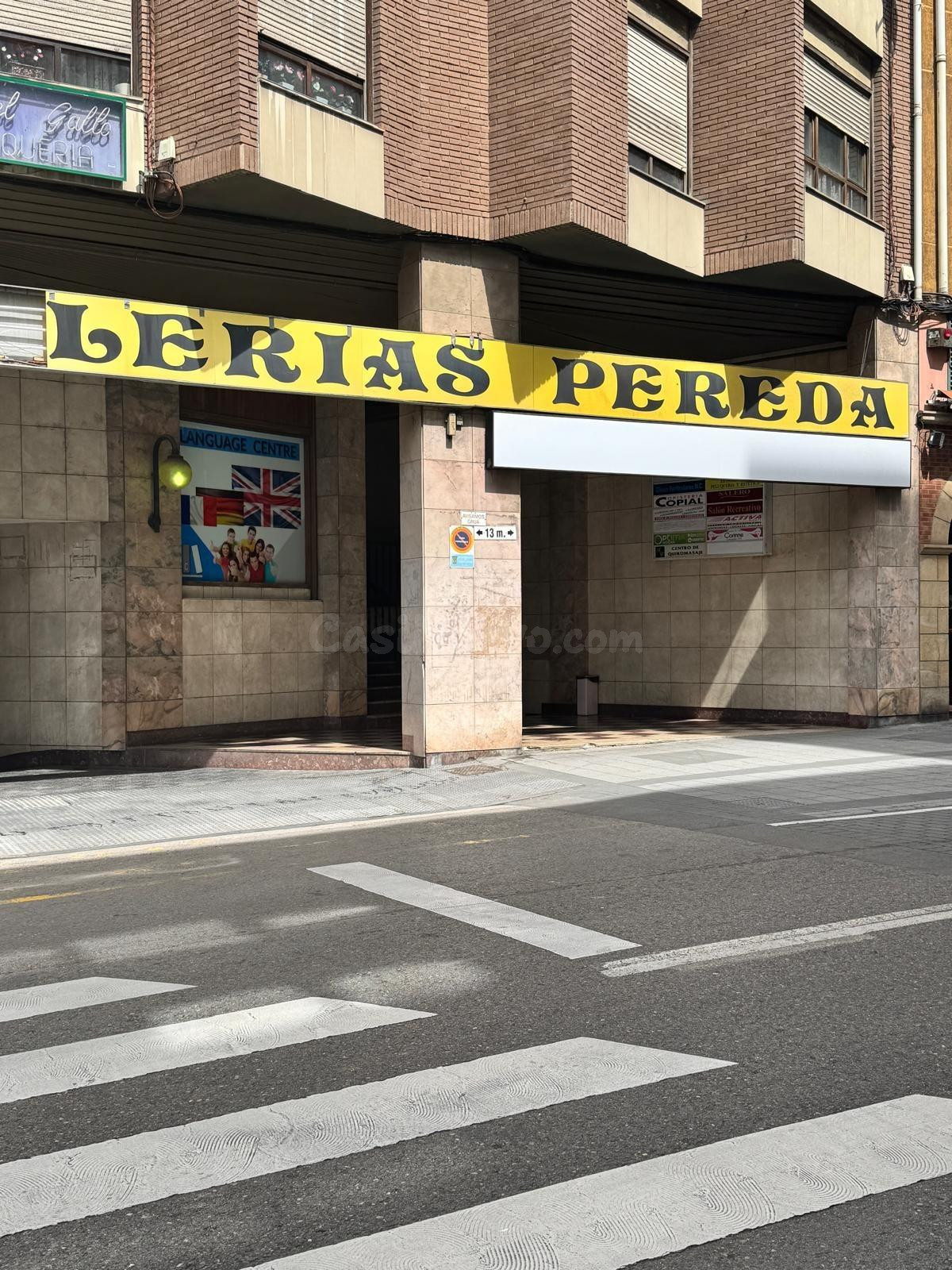 Piso con obra de reforma avanzado en Julian Ceballos - foto 3
