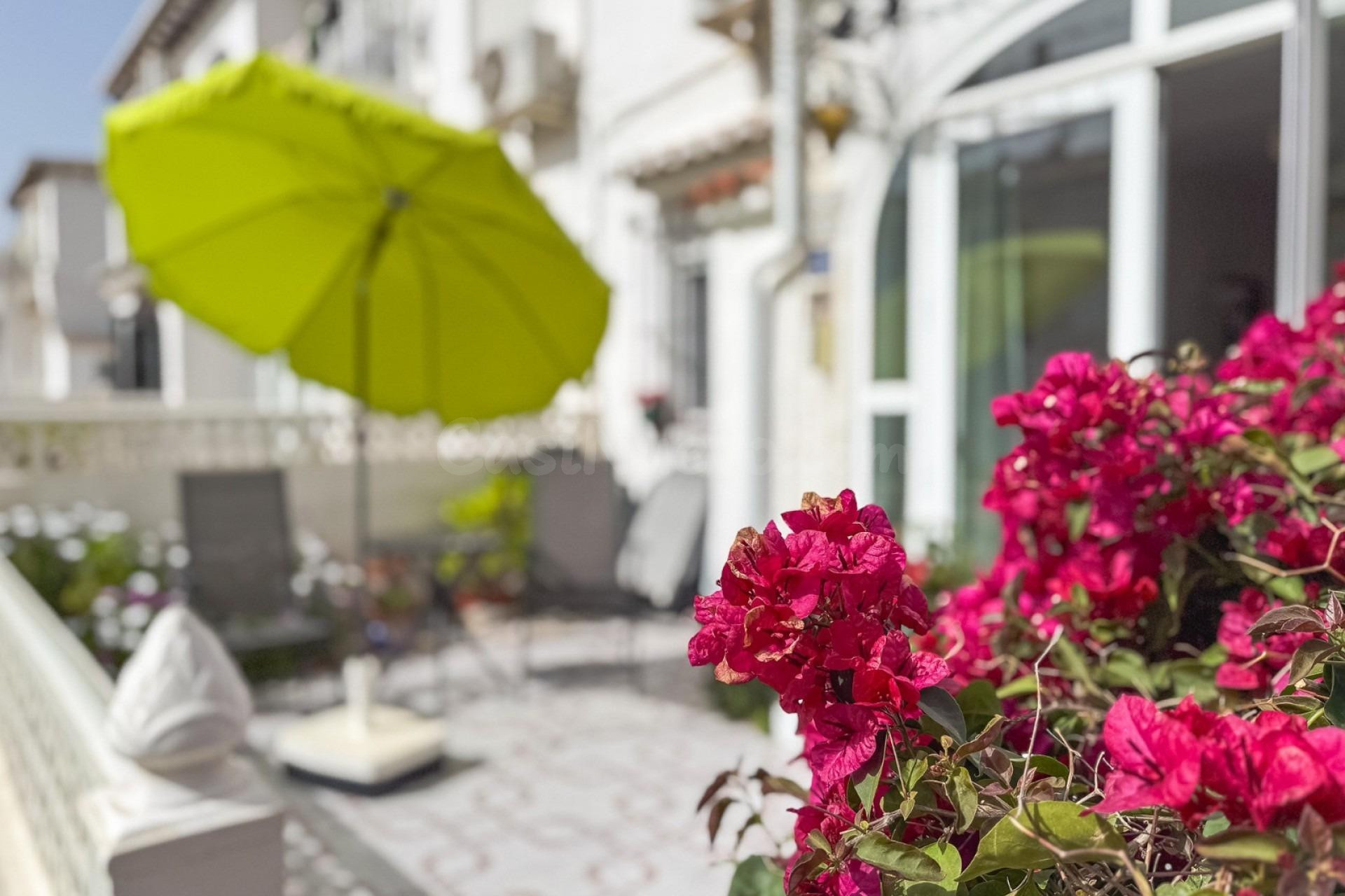 Encantador bungalow en planta baja con jardín soleado junto  - foto 4