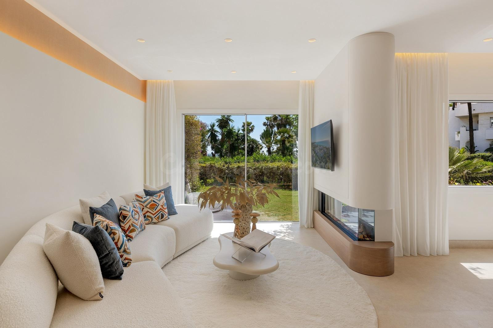 APARTAMENTO DE 3 DORMITORIOS EN PRIMERA LÍNEA DE PLAYA CON V - foto 5