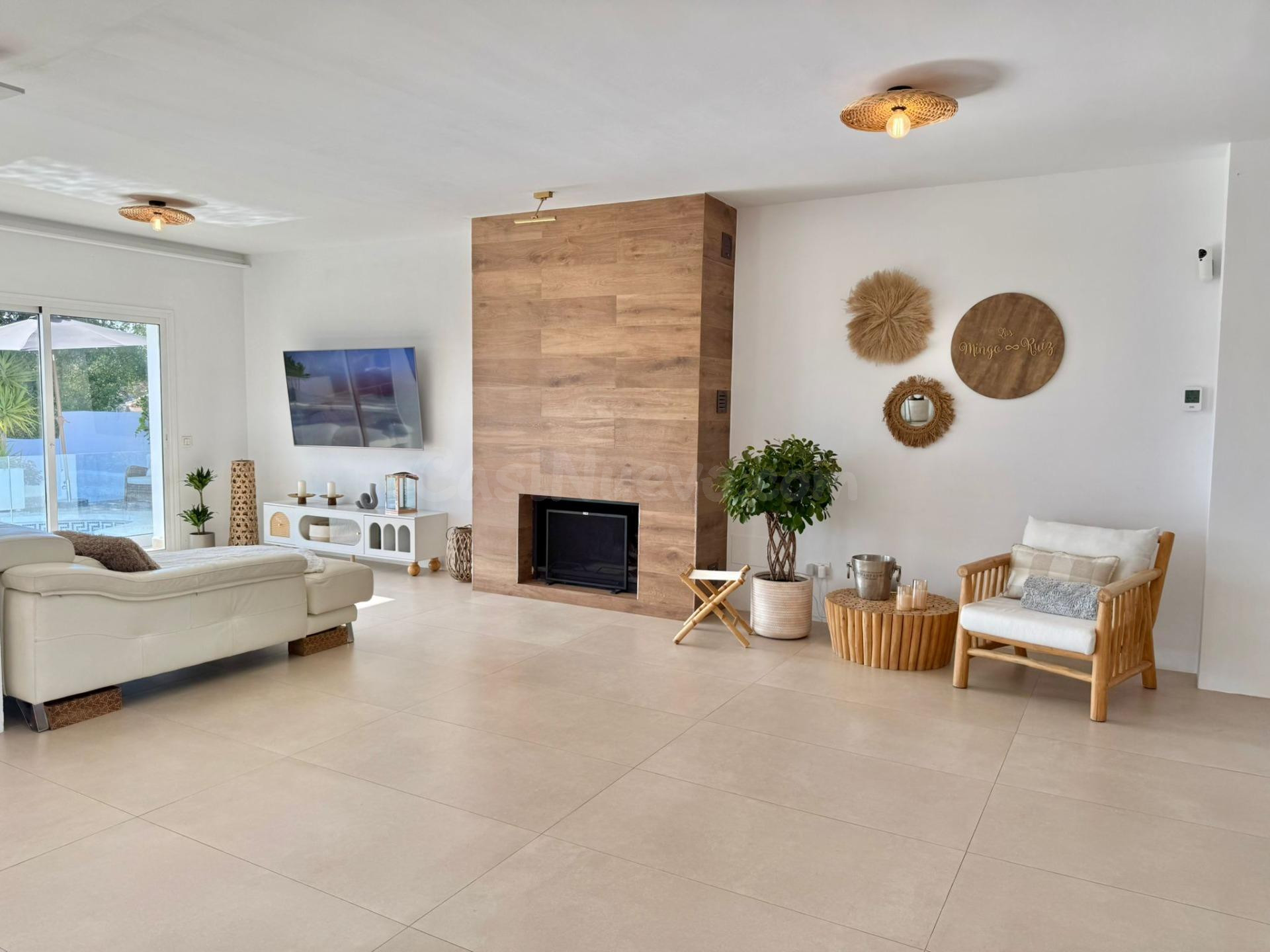 Exclusiva Vivienda de Diseño con Vistas al Mar - foto 4