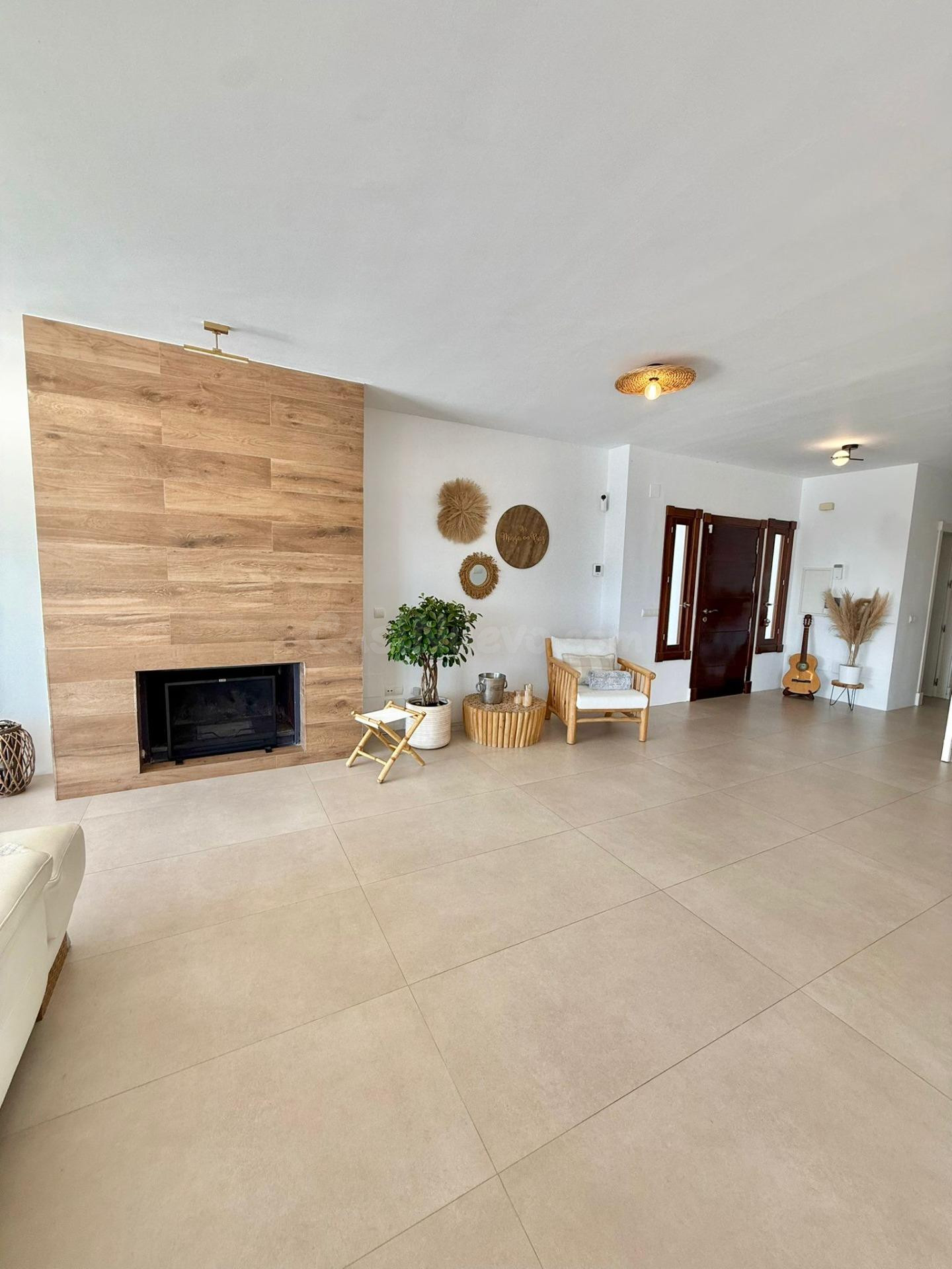 Exclusiva Vivienda de Diseño con Vistas al Mar - foto 5