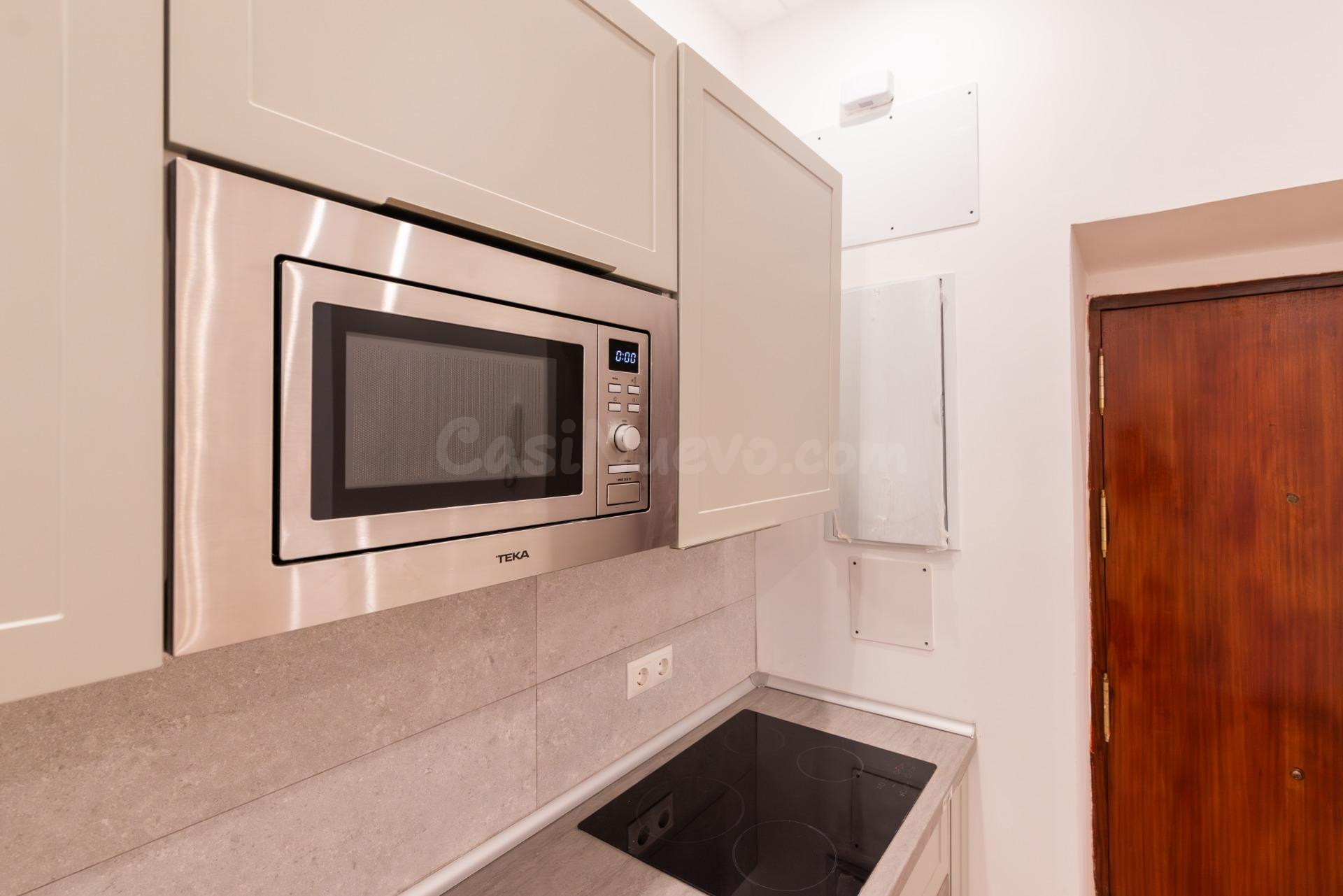 Vivienda con potencial en pleno Centro Histórico de Cádiz - foto 3
