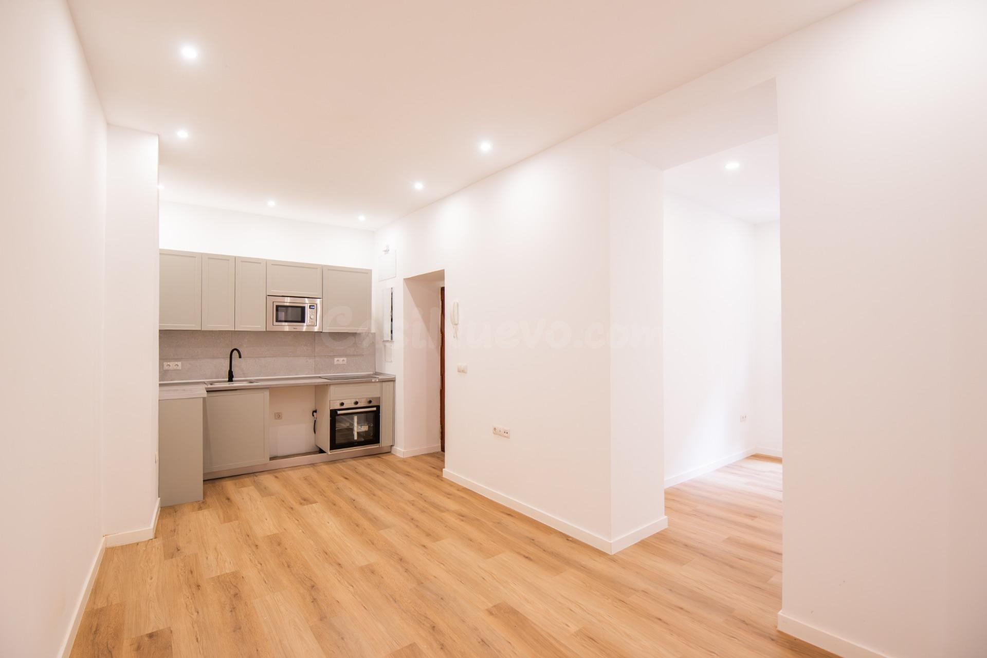 Vivienda con potencial en pleno Centro Histórico de Cádiz - foto 5