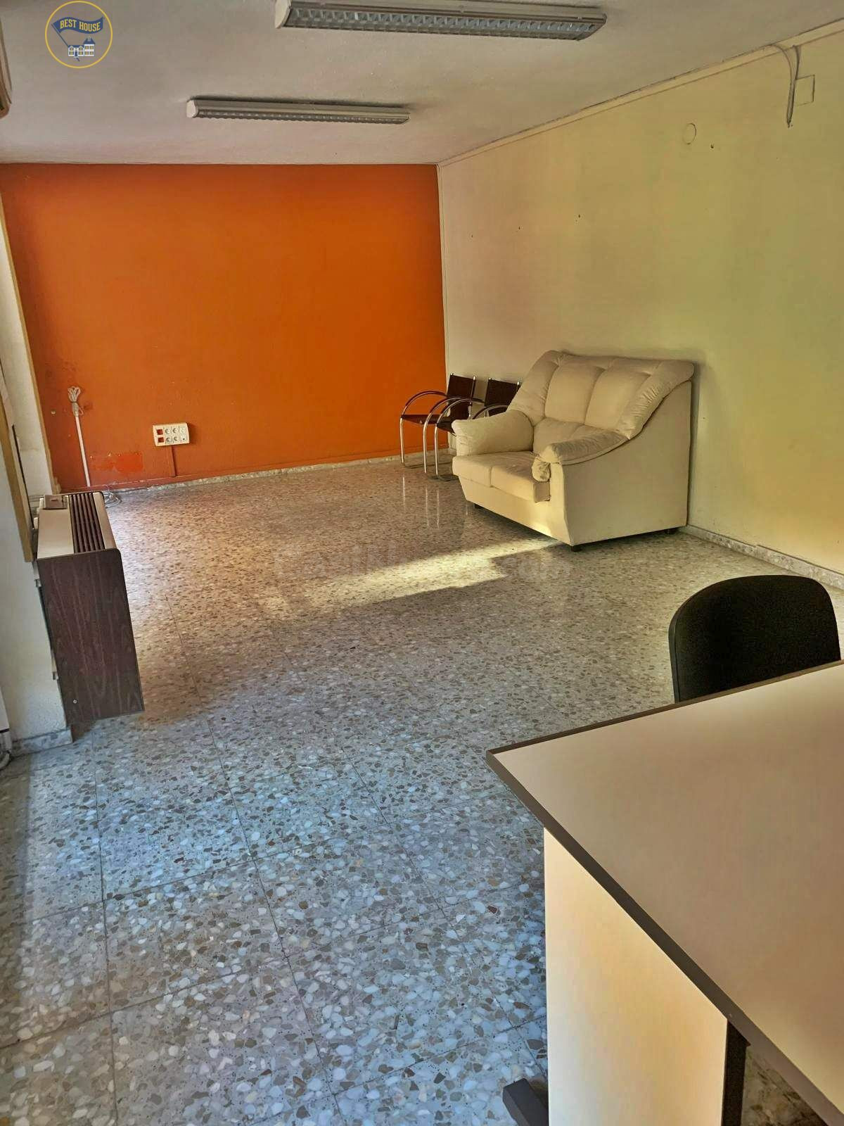 ENTREPLANTA COMERCIAL EN AVENIDA BENITO PÉREZ GALDÓS – ALICA - foto 2