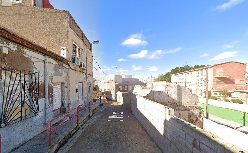 SE VENDE piso OKUPA en C Remedios - Santa Lucia 9 de Cartage - foto 4